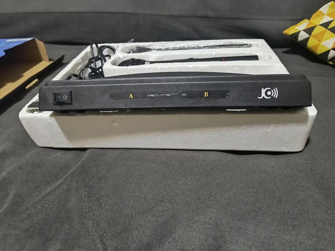 Microfone Sem Fio Duplo JC-306 - Foto 3