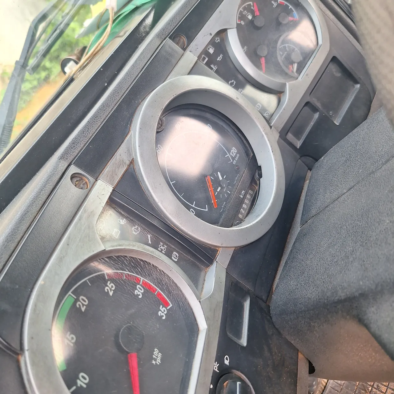Vendo Ford Cargo Guincho.