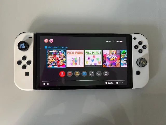 Nintendo Switch Oled 64GB + Mario Kart - Seminovo - Foto 4