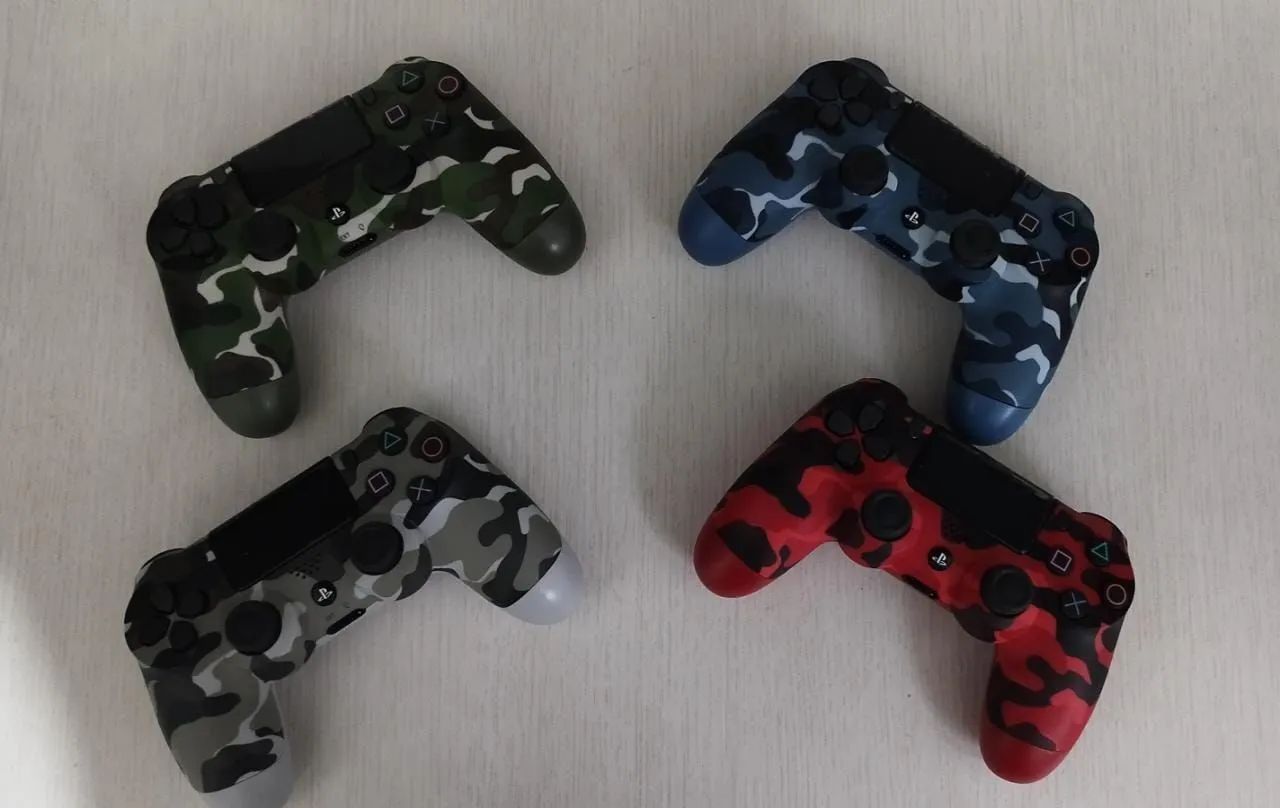Controles PS4 Camuflados