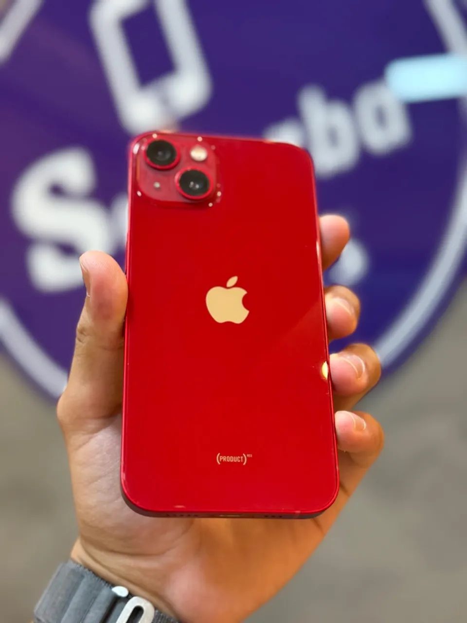 iPhone 13 128GB SEMINOVO na cor vermelha! 
