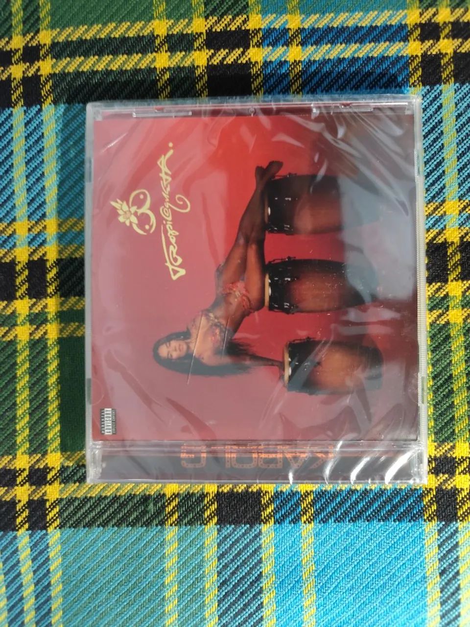 Karol G CD Tropicoqueta Novo Importado - Foto 2