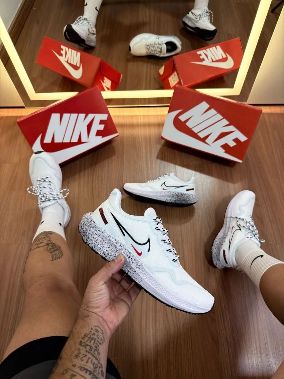 Tênis Nike Azul com detalhes - Foto 4