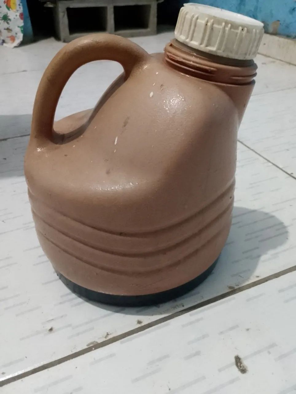 Vende se Garrafão