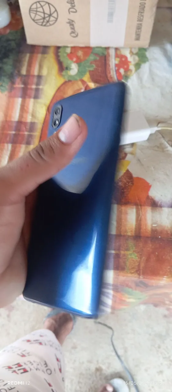 Vendo este celular funcionando perfeitamente 