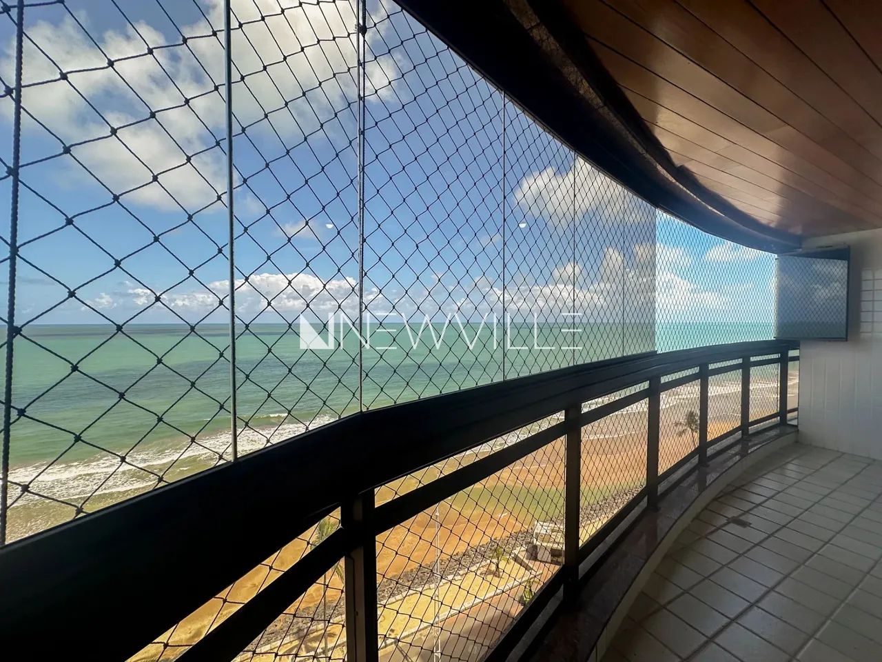 Apartamento à venda em Boa Viagem com 4 quartos