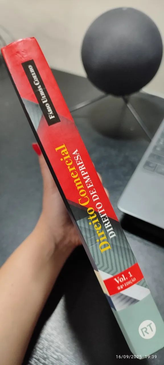 Livro: Curso De Direito Comercial - Vol 1 - 22a Edição Coelho - Foto 3