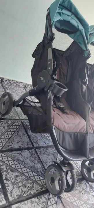 Carrinho gêmeos - usado só nos USA - Foto 4