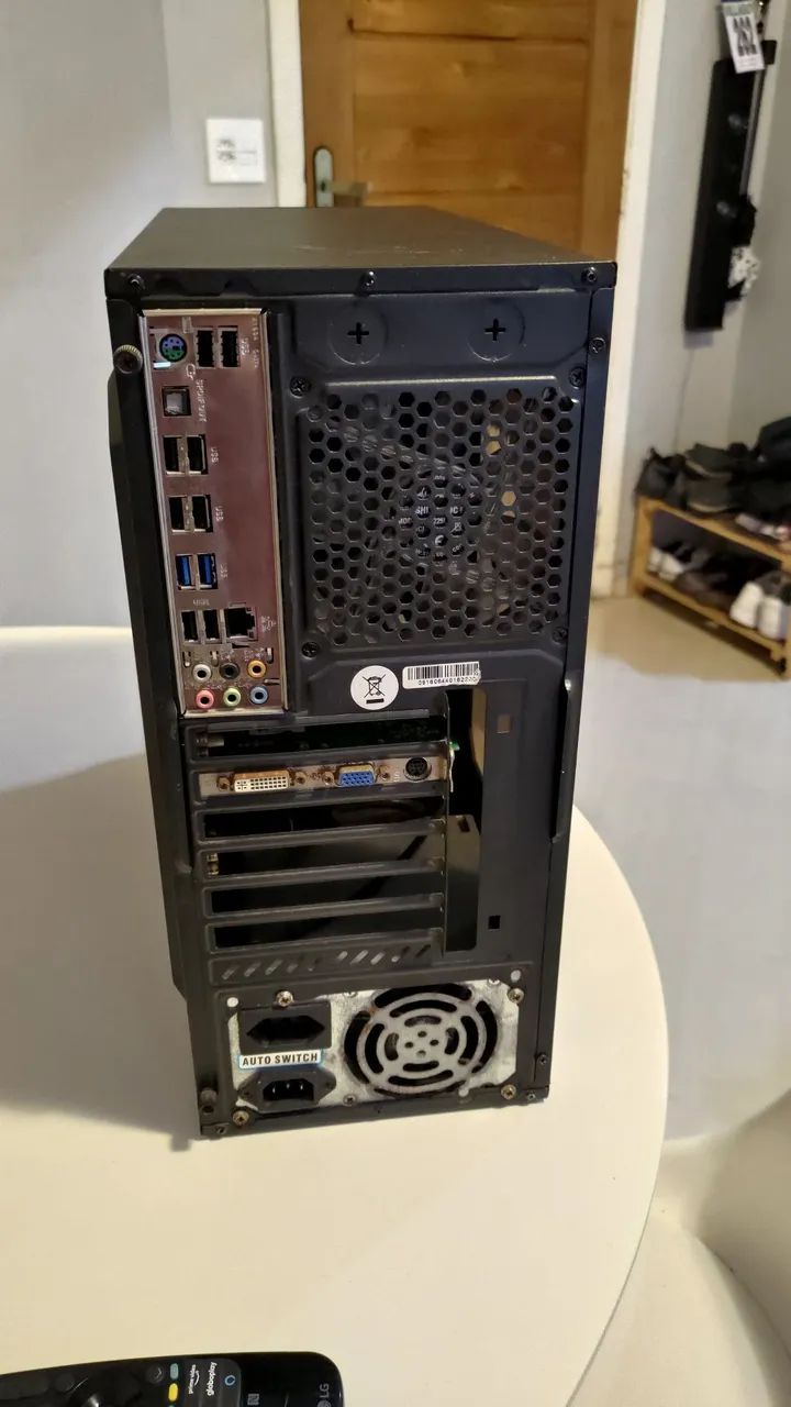 Vendo este PC gamer com Problema leia o anúncio - Foto 2
