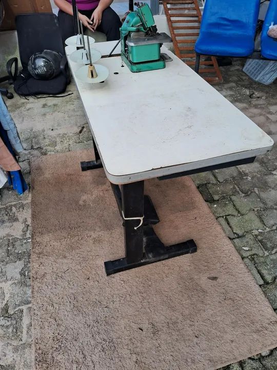 Vendo,Máquina de Costura Industrial overlok  - Foto 3