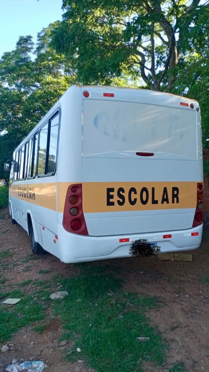 Micro ônibus 11/12 28lugares Mercedes 915 - Foto 2