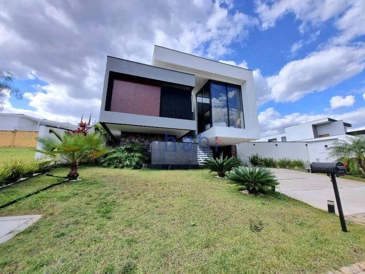 Casa com 3 dormitórios à venda, 260 m² por R$ 3.200.000,00 - Alphaville Nova Esplanada 3 -