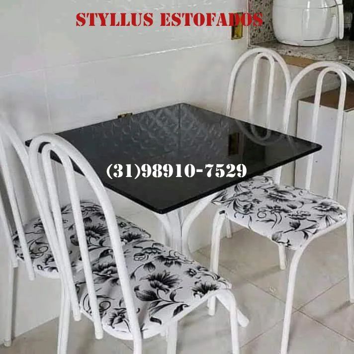 Mesa tubular de 4 cadeiras 