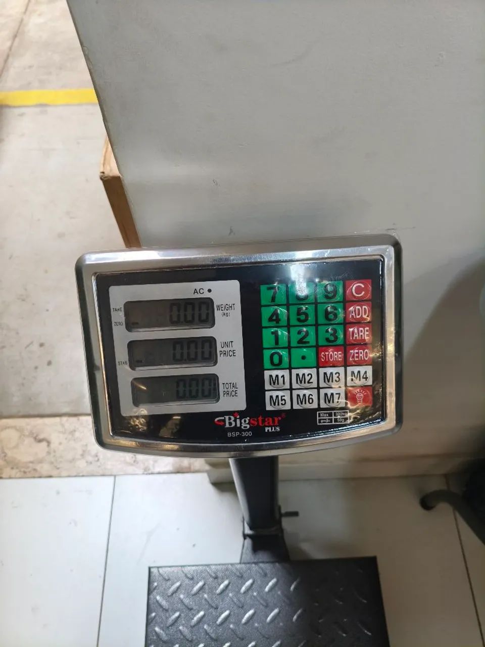 Balança comercial até 300kg plataforma 50x 40 cm - Foto 3