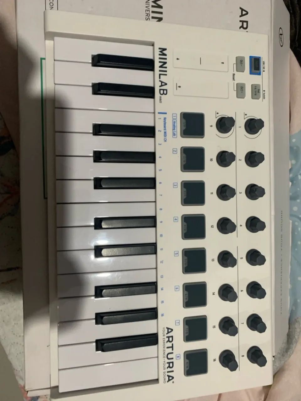 Teclado controlador Arturia Minilab MkII