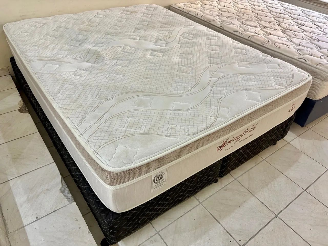 Cama box de casal Queen , Cama Queen 