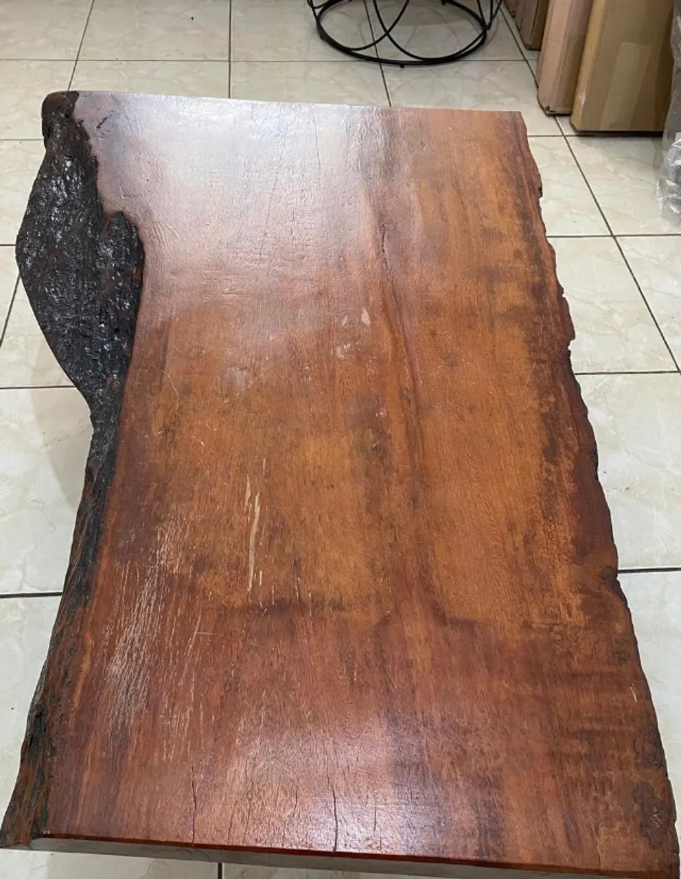 Mesa de Centro c bordas Orgânicas em Madeira Angelim - Foto 4