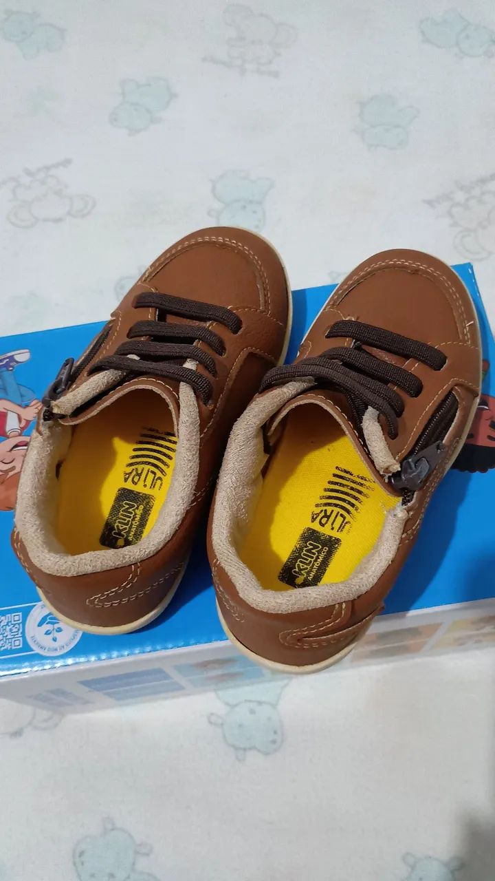 Sapatinho de bebê marrom com zíper lateral - Foto 2