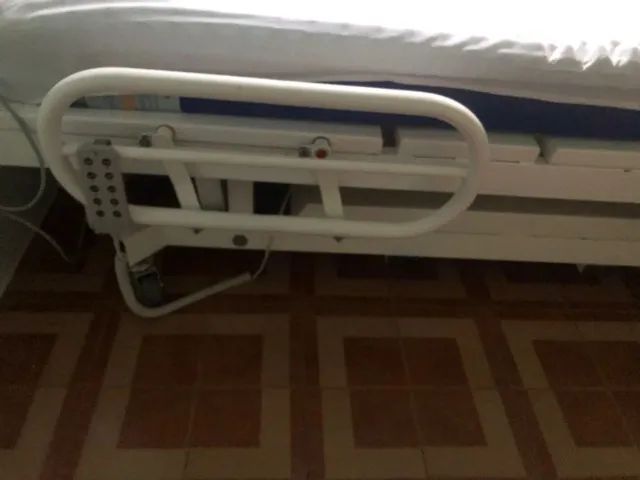 Aluguel de Cama hospitalar com controle - Foto 4