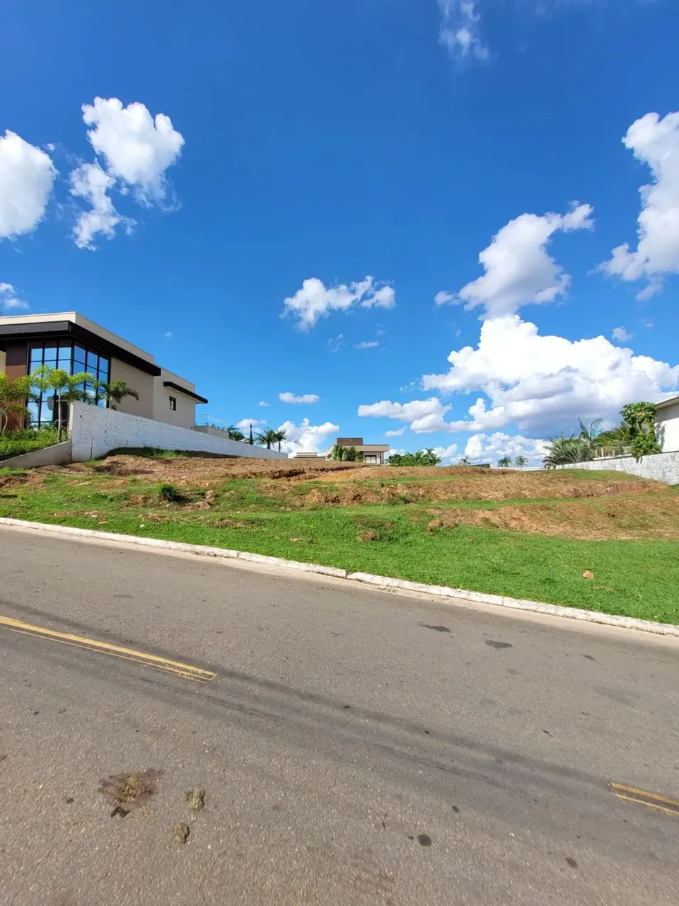 Lote em Condomínio Fechado de Alto Padrão em Goiânia  750m² no Condomínio do Lago Saída Tr