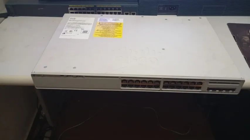 Cisco Catalyst 9200L 24p-4G-A - Foto 2