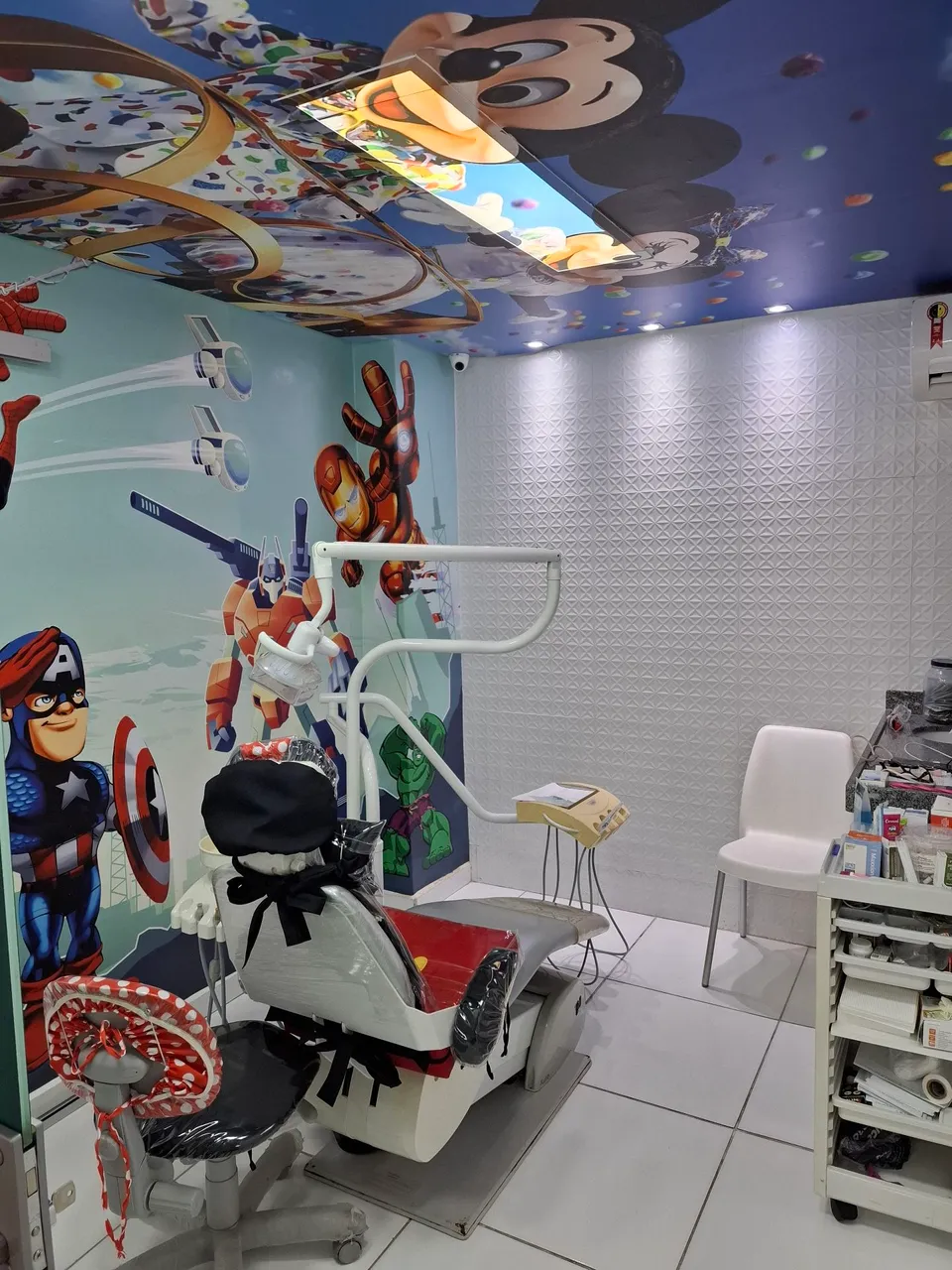 Consultório Odontológico Infantil adesivado, ludico e Adulto( passo o ponto) - Semi novas
