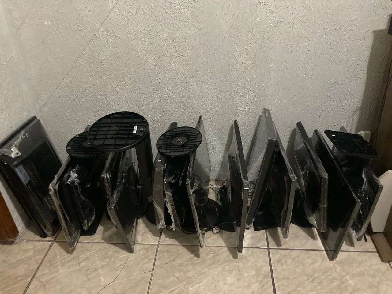 Monitor Diversos Sem Hdmi  - Foto 4