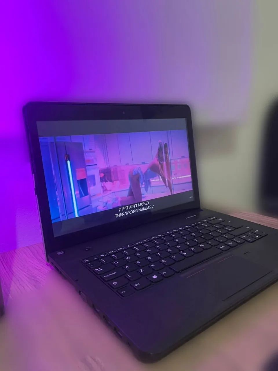 Notebook Lenovo i5 touch screen - Foto 2