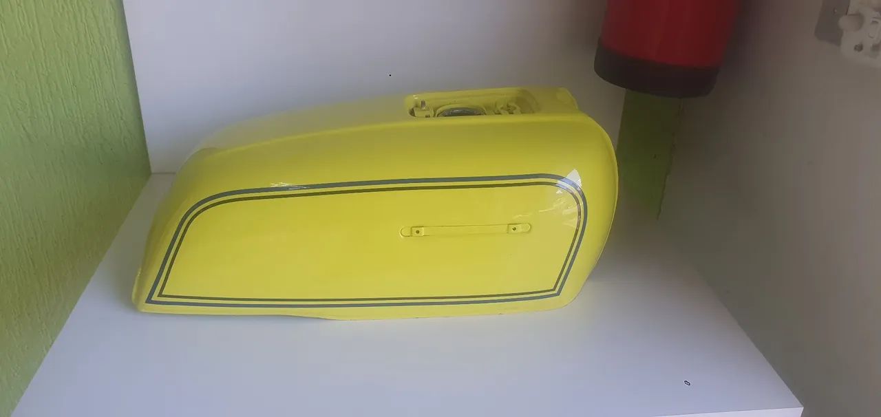 Tanque original 750 four