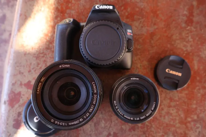 Canon Rebel SL3 Com lente 18 55mm e 18 200mm+ Filtros NDS variaveis.