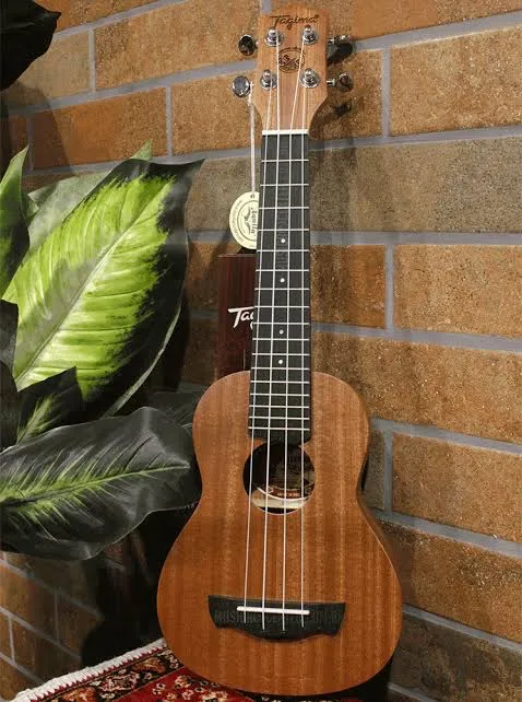 Ukulele Tagima - Instrumento Musical