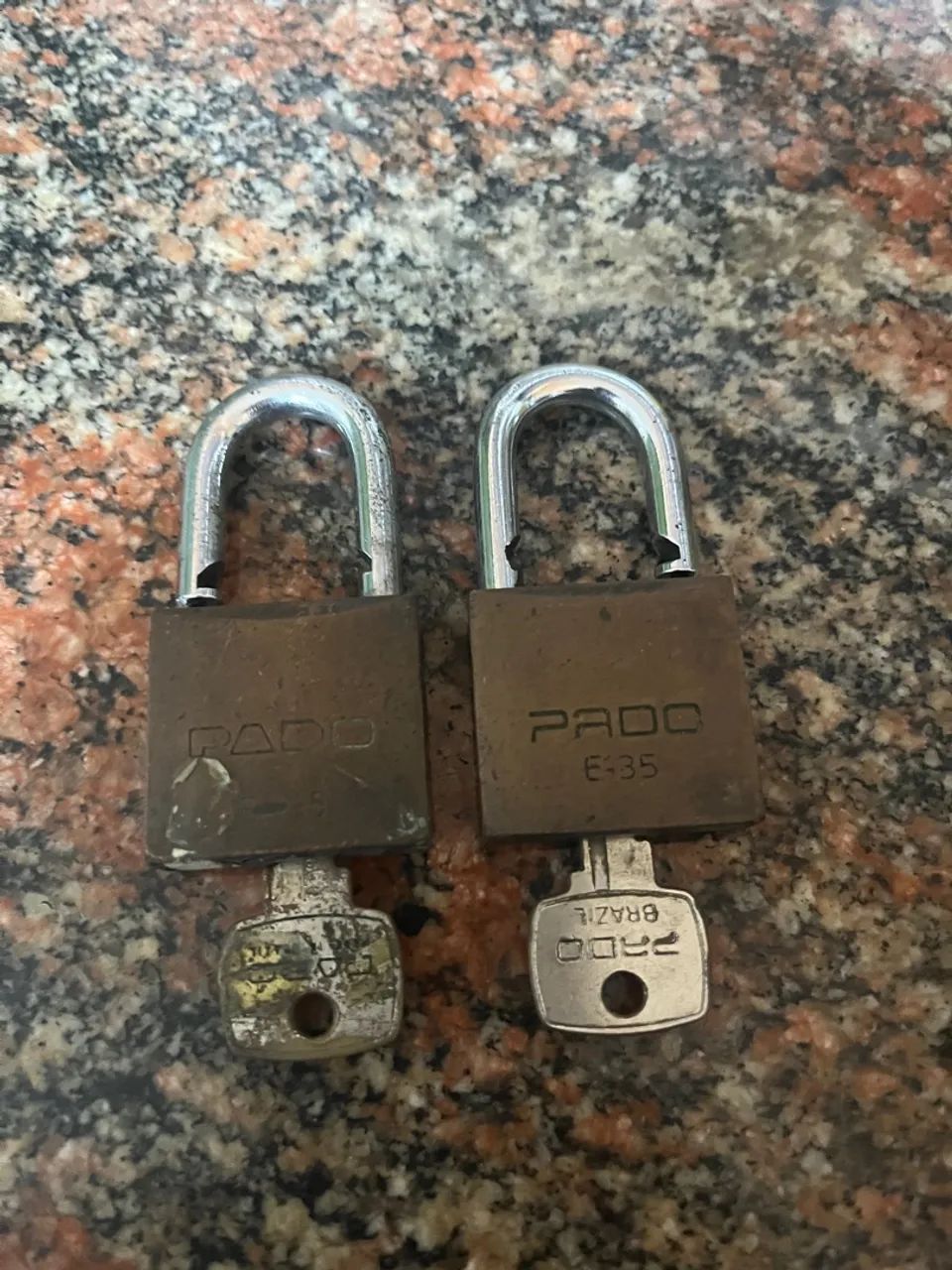 Cadeado pado L35 usado - Foto 2