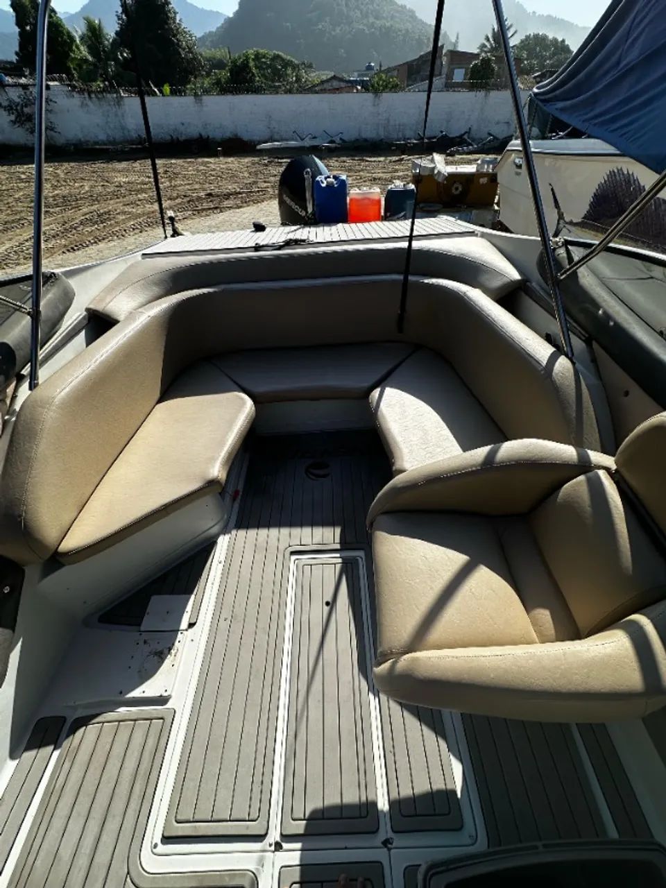 Lancha Ventura 23" Mercury 200HP 2021 - Foto 6