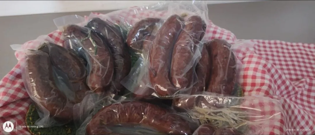 Vendo Linguiça Morcela Levemente Apimentada
