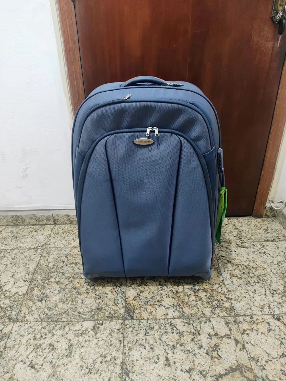Mala samsonite grande precisar trocar as rodinhas  - Foto 4