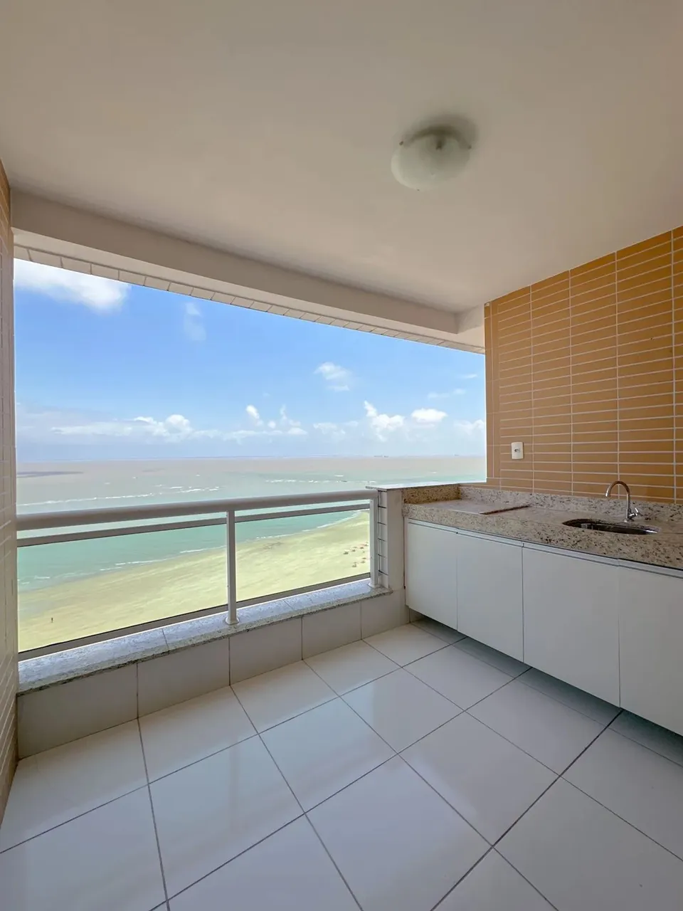 APARTAMENTO MOBILIADO NA PONTA DAREIA 2 QUARTOS | VISTA MAR
