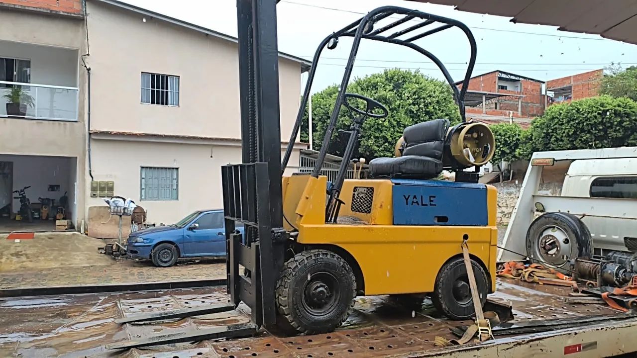Empilhadeira yale 