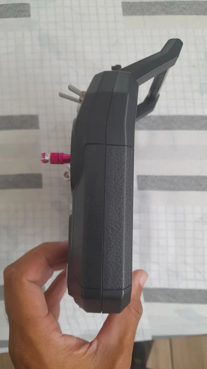 Radio controle FS-16X Flysky 6 Canais - Foto 4