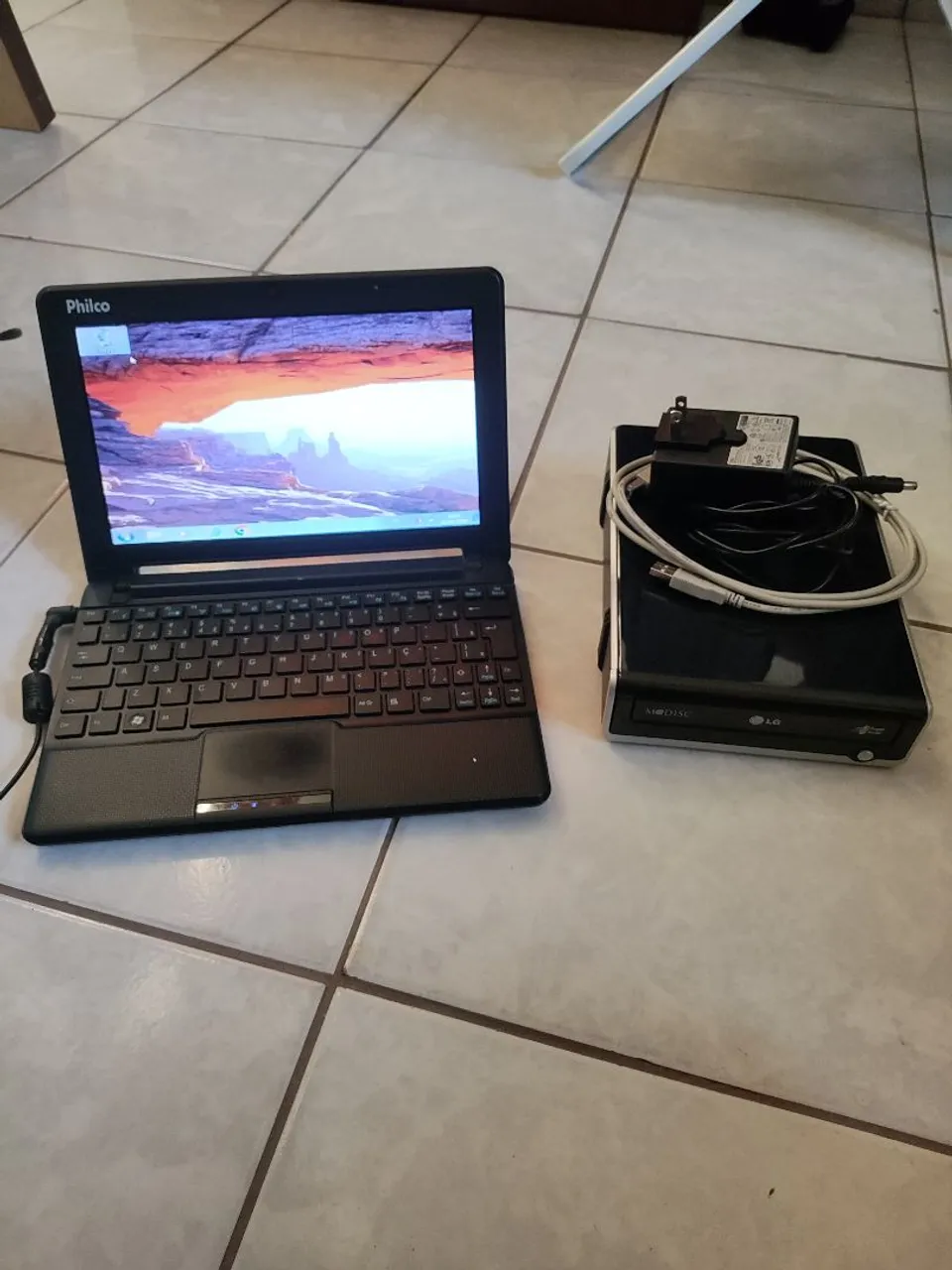 Netbook Philco + Gravador externo