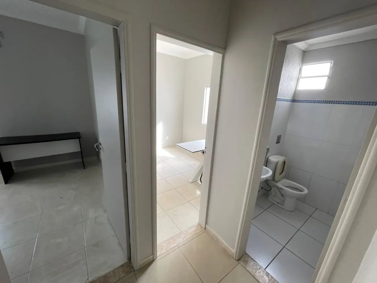 Predio Comercial 3 andares  no Bairro Parque Dez - Foto 12