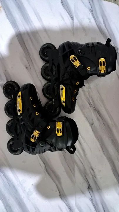 ÓTIMO ESTADO - Patins in-line Abec-7 Oxer Preto Dourado em ótimo estado Tamanho 40 - Foto 6