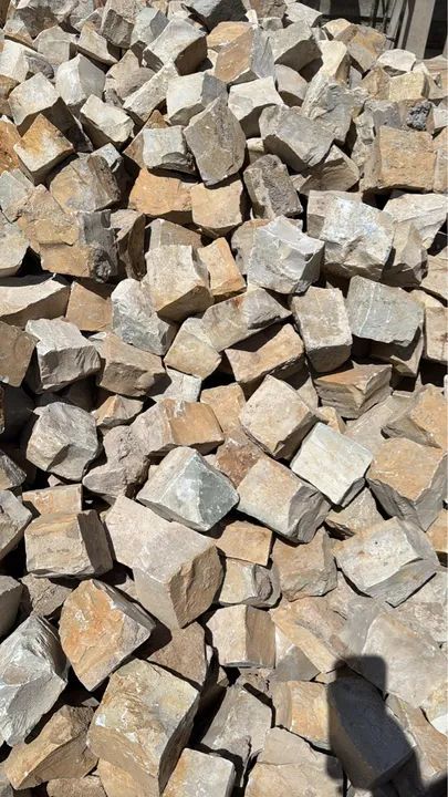 Pedras portuguesas  para calçamento 