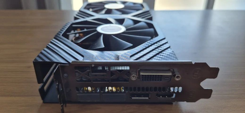 Placa de video AMD Radeon RX 580 - Foto 3
