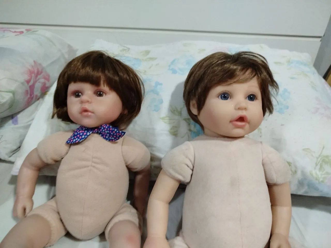 Lote com 2 Bonecad  Bebê Reborn - Foto 2