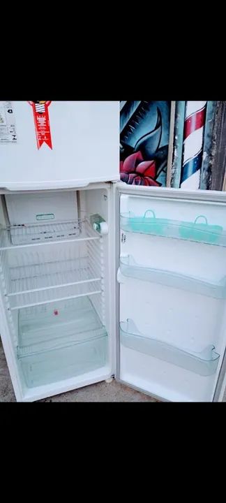 Vendo geladeira Consul duplex funcionando perfeitamente  - Foto 3