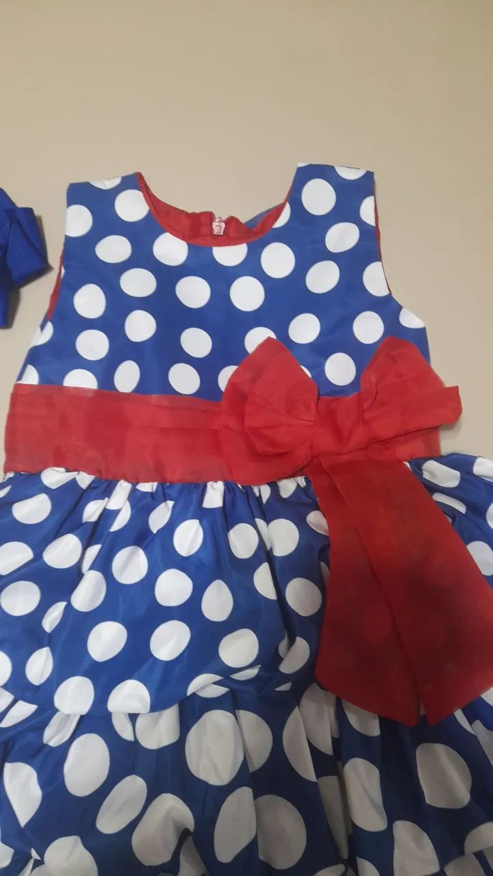 Vendo vestido infantil Galinha Pintadinha  Tam 3 anos. - Foto 2