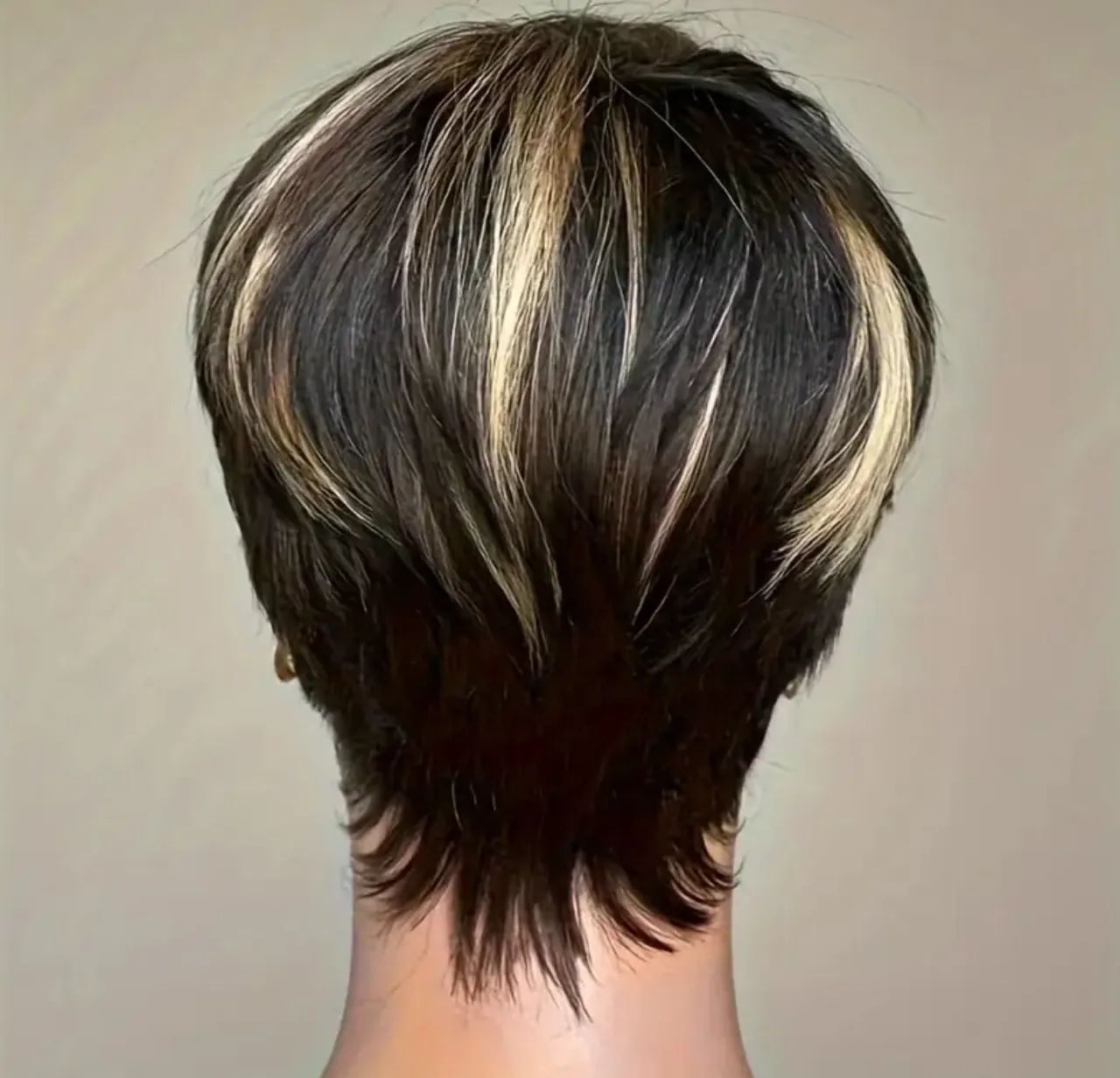 LACE WIG -CABELO HUMANO MORENA ILUMINADA PIXIE - Foto 3
