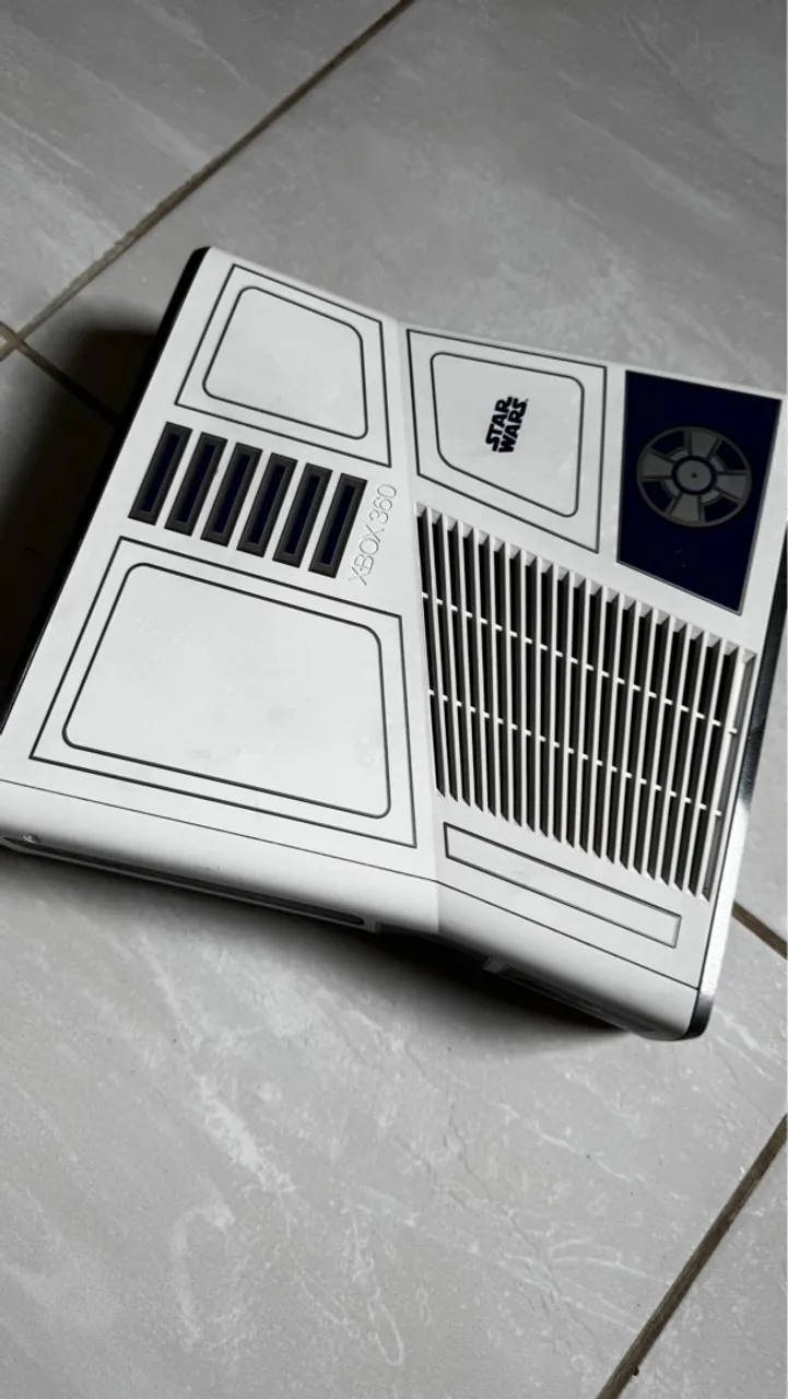 Xbox 360 slim - Edição limitada Star Wars