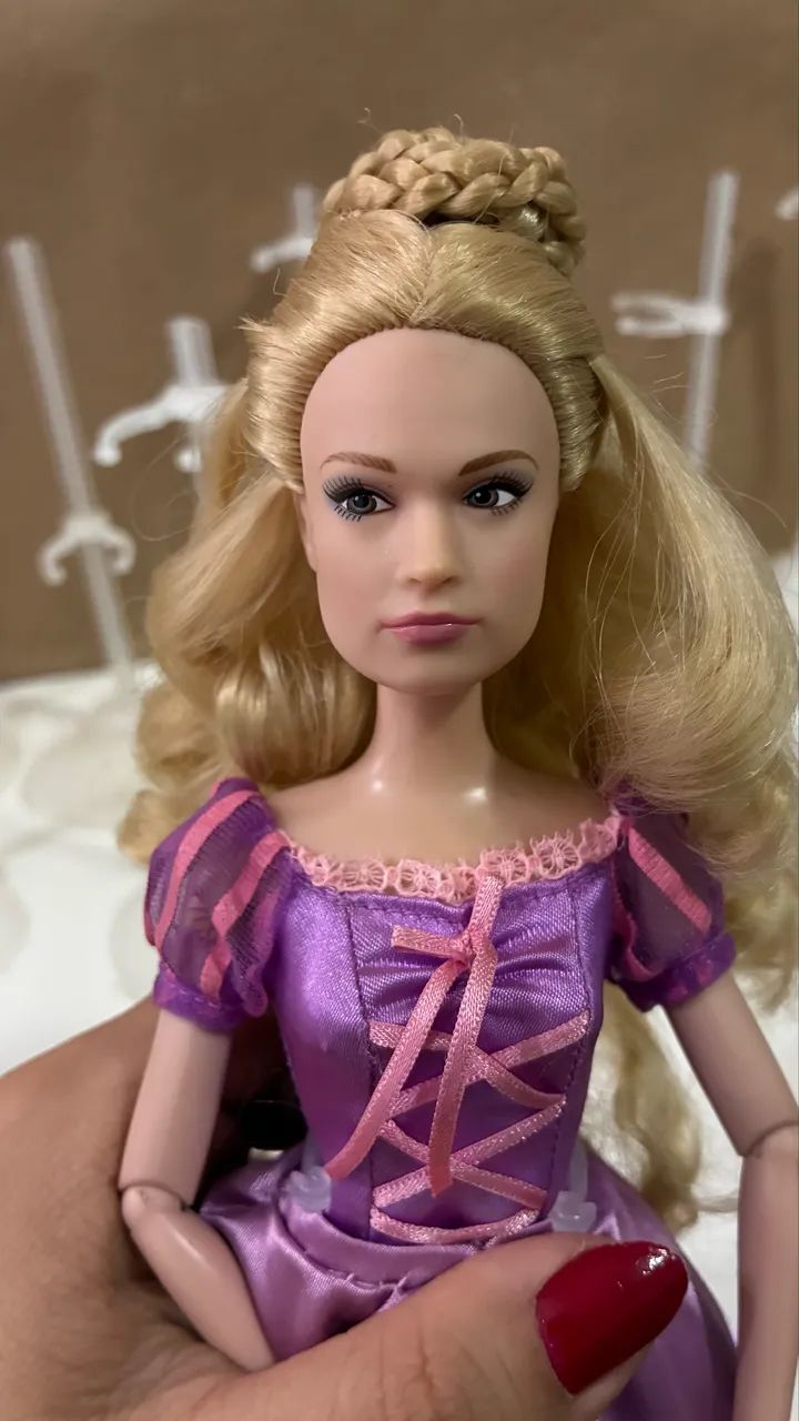Boneca Cinderela Live Action (incompleta)
