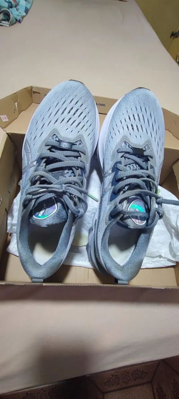 Tênis Asics novablast II Platinum Unissex 